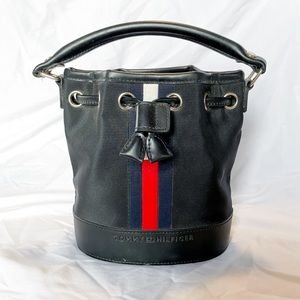 Tommy Hilfiger Mini Bucket Bag